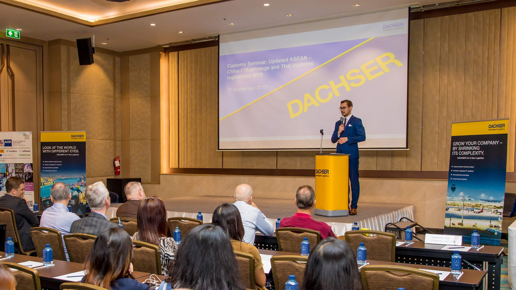 DACHSER Thailand hosted a customs clearance seminar focusing on the changes in customs clearance regulations brought by the upgraded ASEAN-China Free Trade Area.